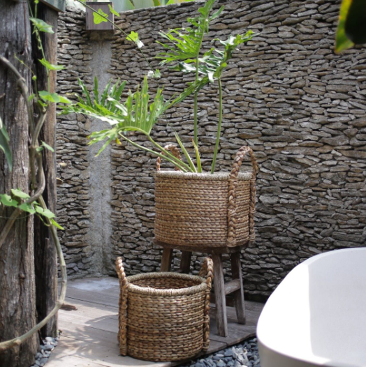 Panier en jacinthe d'eau