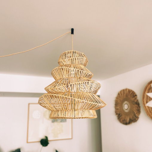 Abat-jour en rotin Akrema