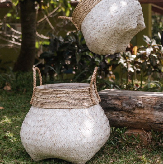 Panier en bambou et jonc de mer