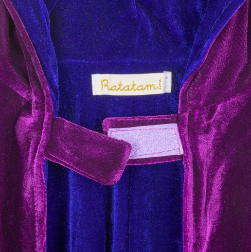 La cape de déguisement dragon en velours bleu & violet