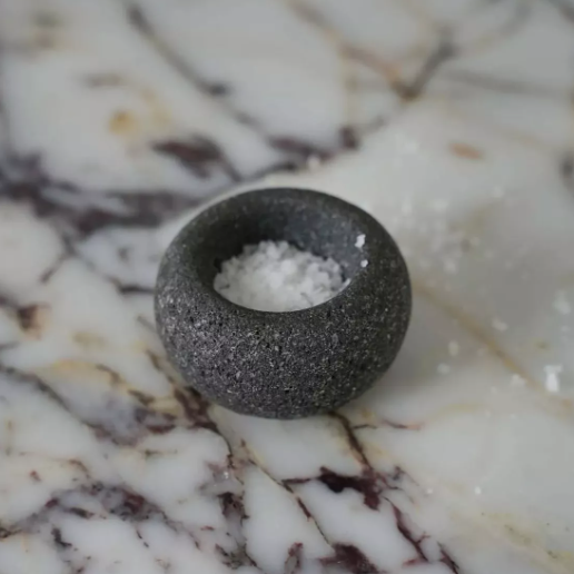 Mini bol en pierre de lave