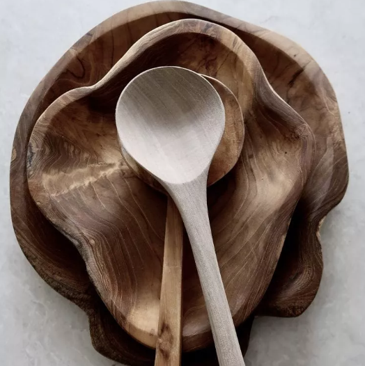 Assiette fantaisiste en teck